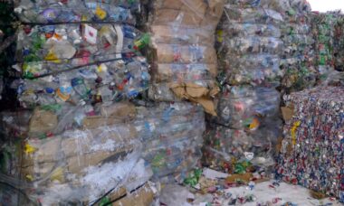 Tahap Awal Bisnis Daur Ulang Plastik