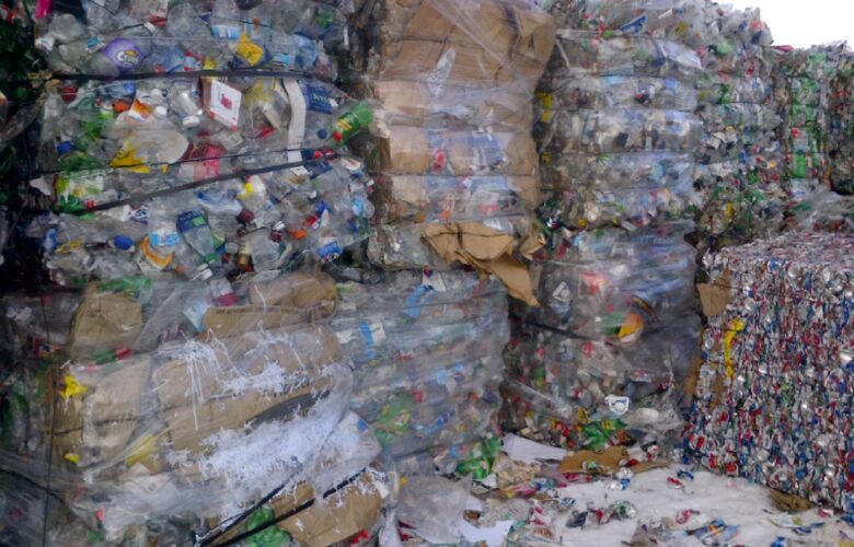 Tahap Awal Bisnis Daur Ulang Plastik