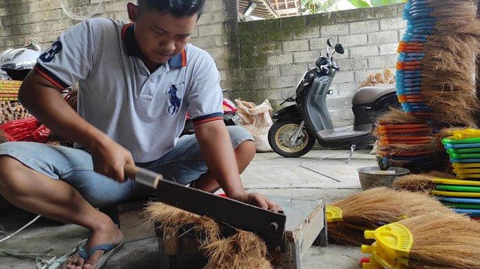Program Pelatihan Cocomesh untuk Kelompok Sadar Lingkungan