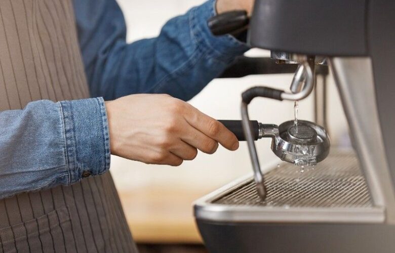 Cara Membersihkan Mesin Biji Kopi Setelah Digunakan