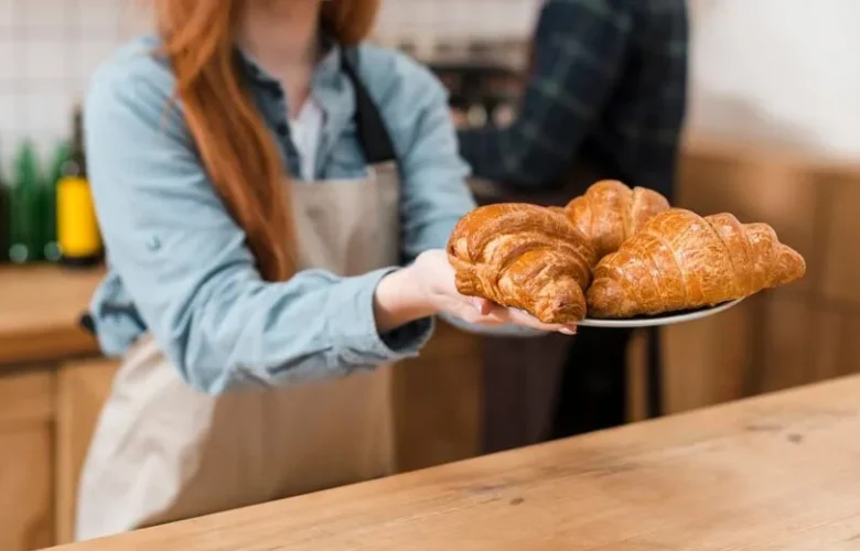 tips memanggang kue agar tidak gosong