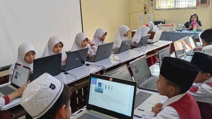 dampak positif sekolah islam modern