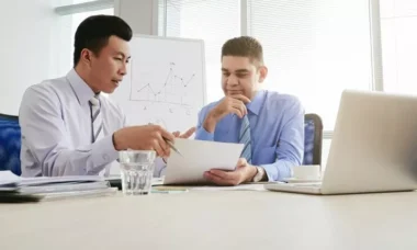 Cara menghitung gaji berdasarkan kehadiran