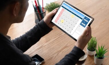 data karyawan adalah